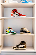 FAQ - How to sell your limited edition sneakers at dropout