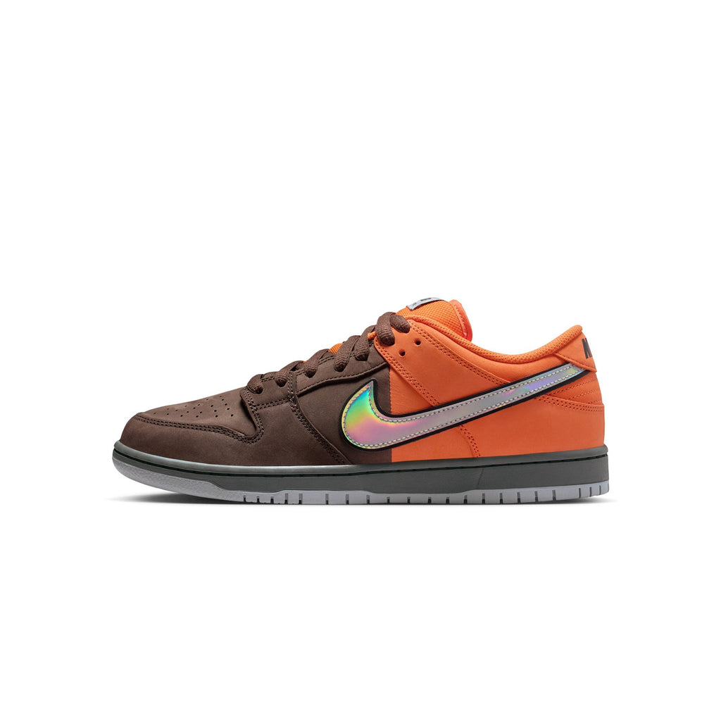Nike SB Dunk Low Pro Muni Fast Pass