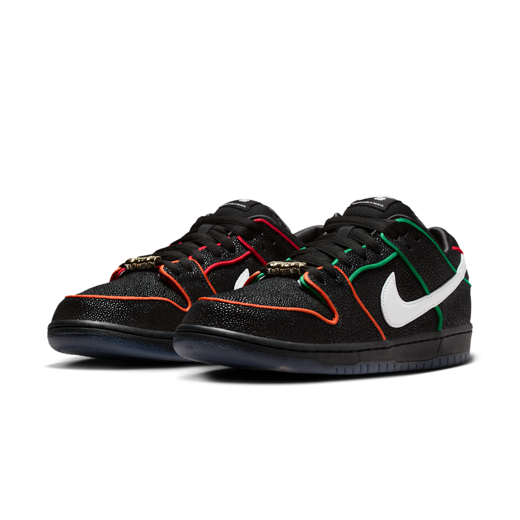 Nike SB Dunk Low Bronx Girls Skate