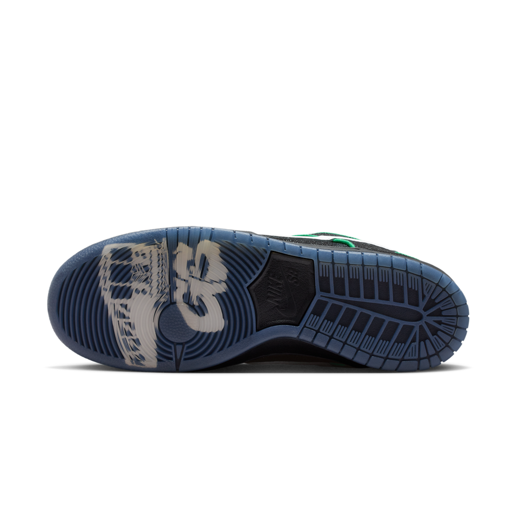 Nike SB Dunk Low Bronx Girls Skate