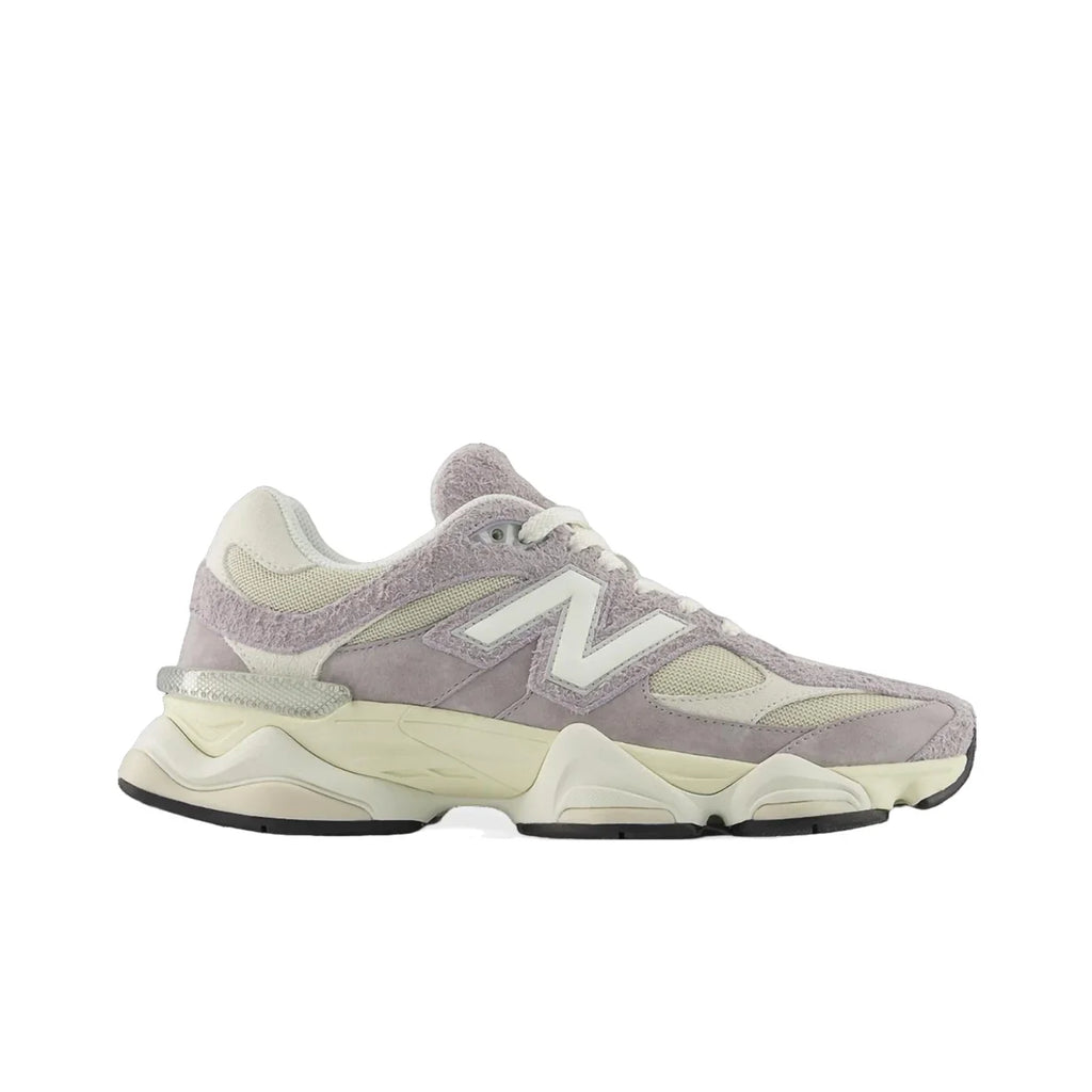 New Balance 9060 Truffle Salt Timber Wolf