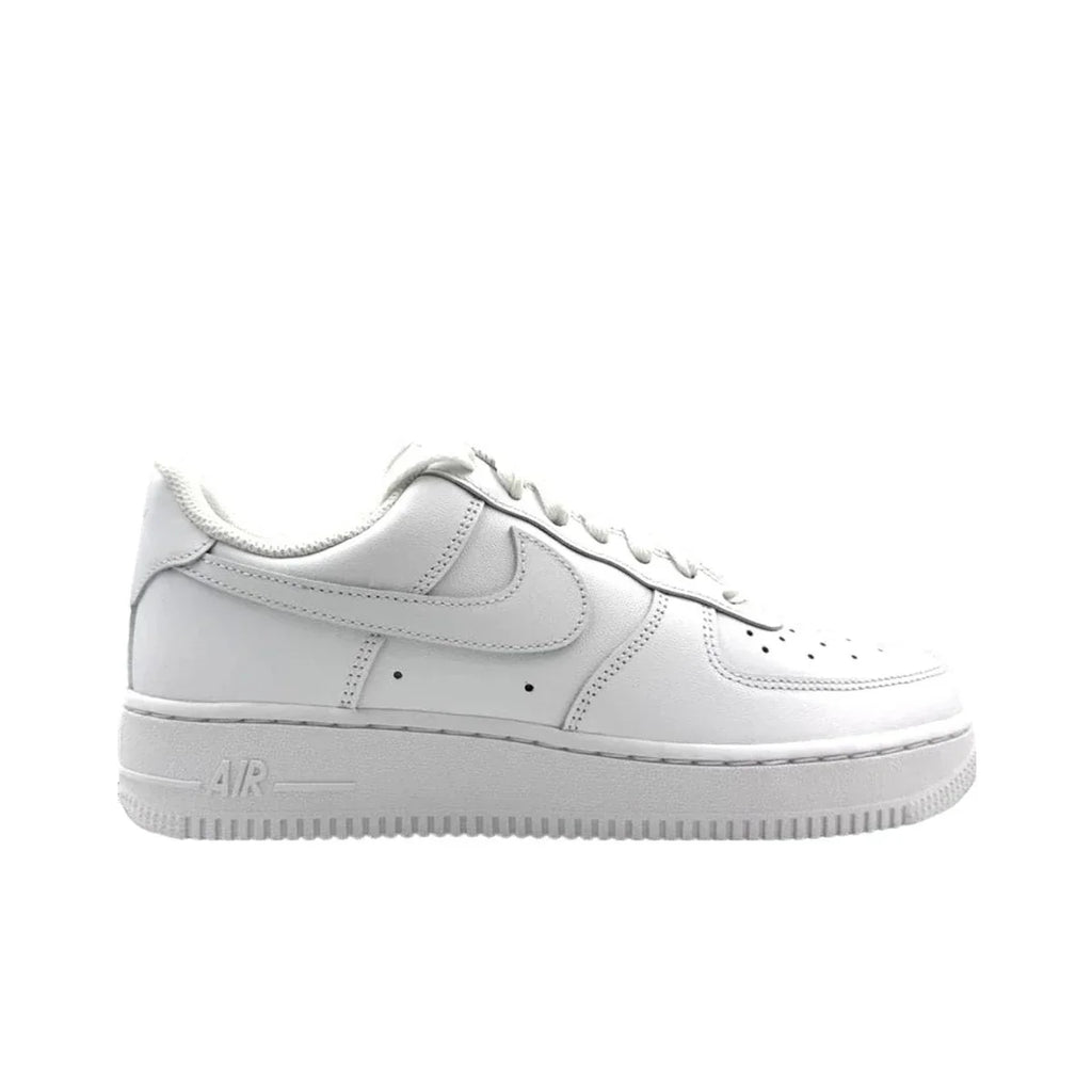Nike Air Force 1 Triple White