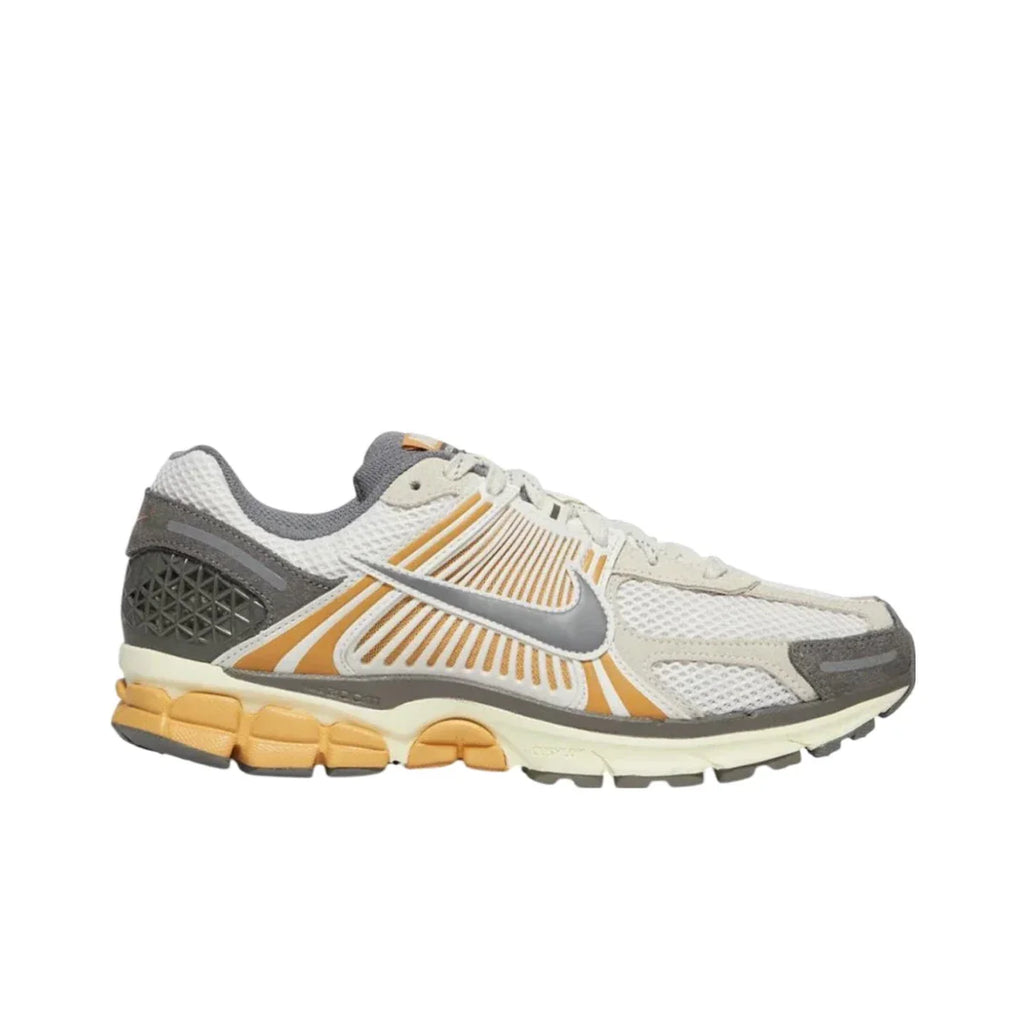Nike Vomero 5 "Copper Moon”