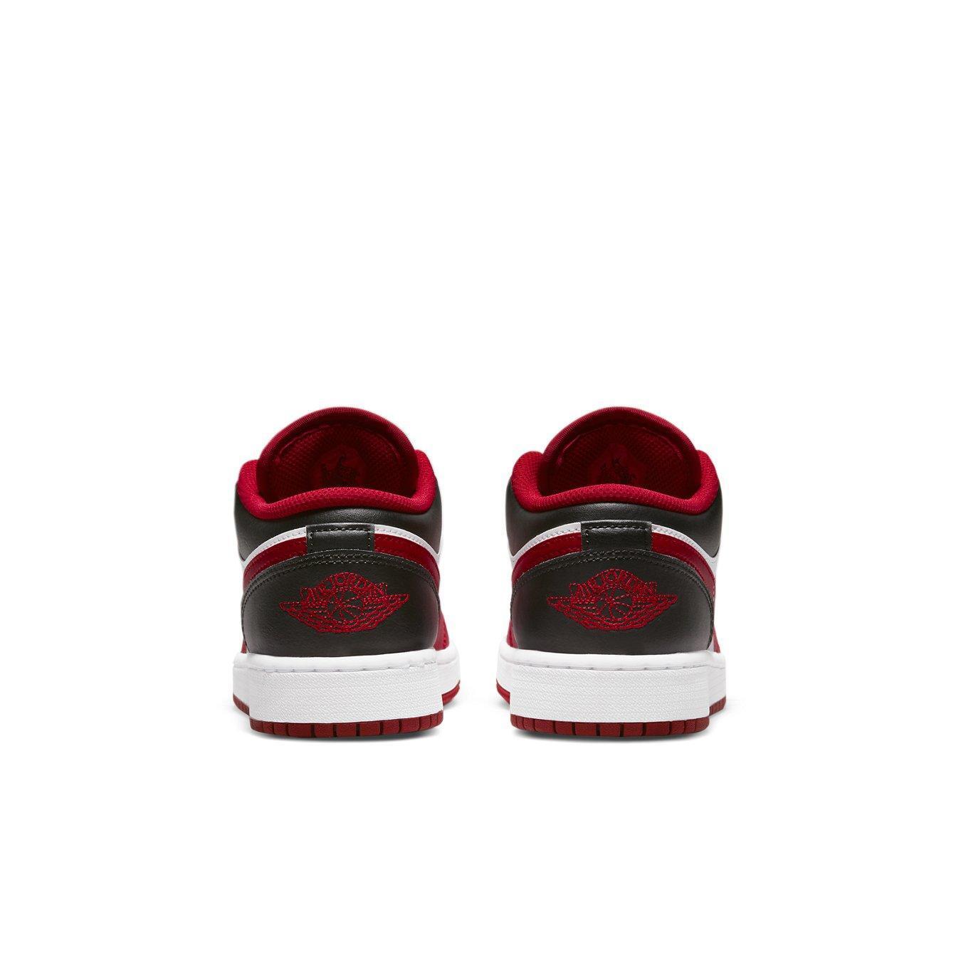 Jordan 1 Low Bulls (GS) - dropout