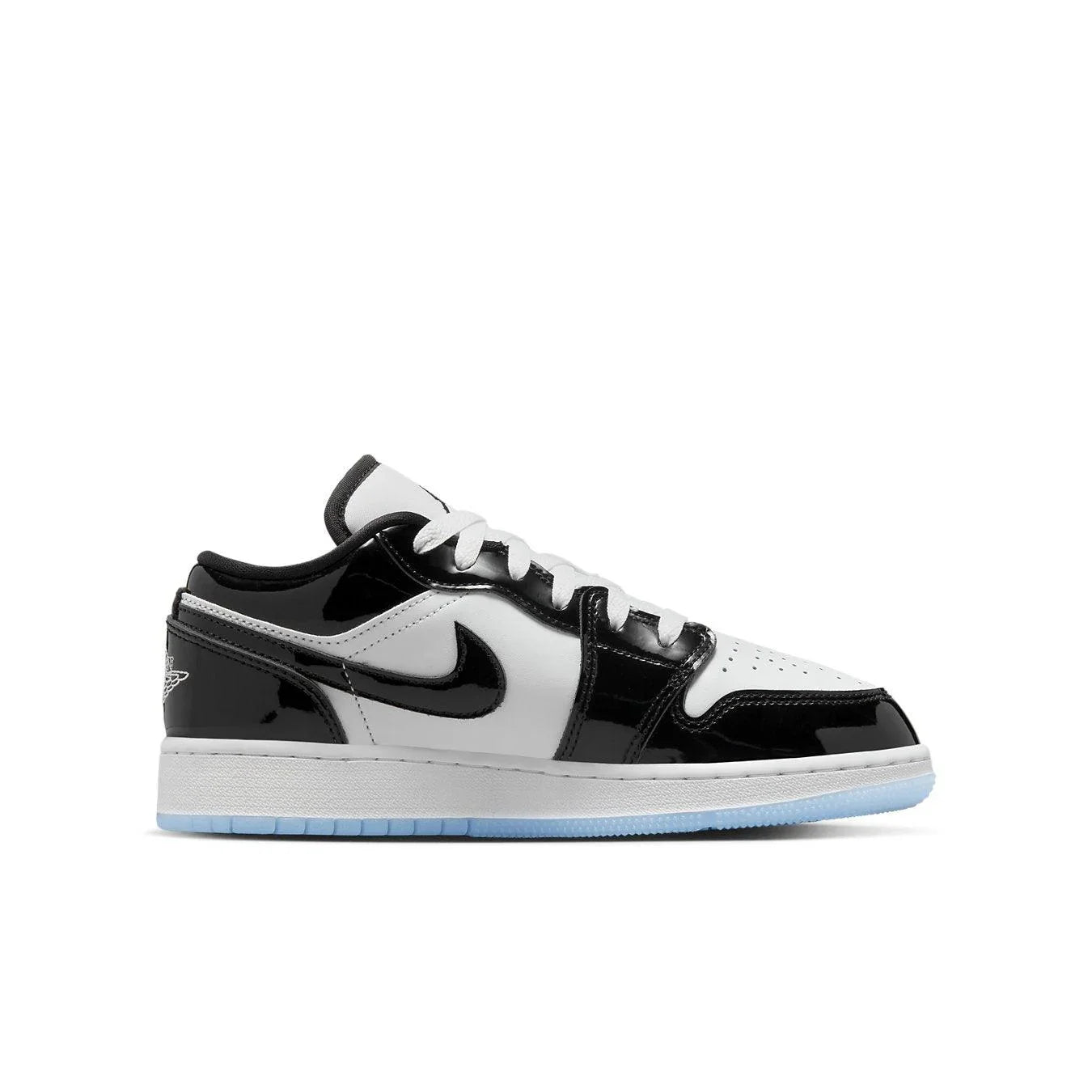 Jordan 1 Low SE Concord (GS) - dropout