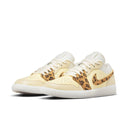 Jordan 1 Low SNKRS Day (W) - dropout