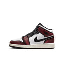 Jordan 1 Mid Wear-Away Chicago (GS) - dropout