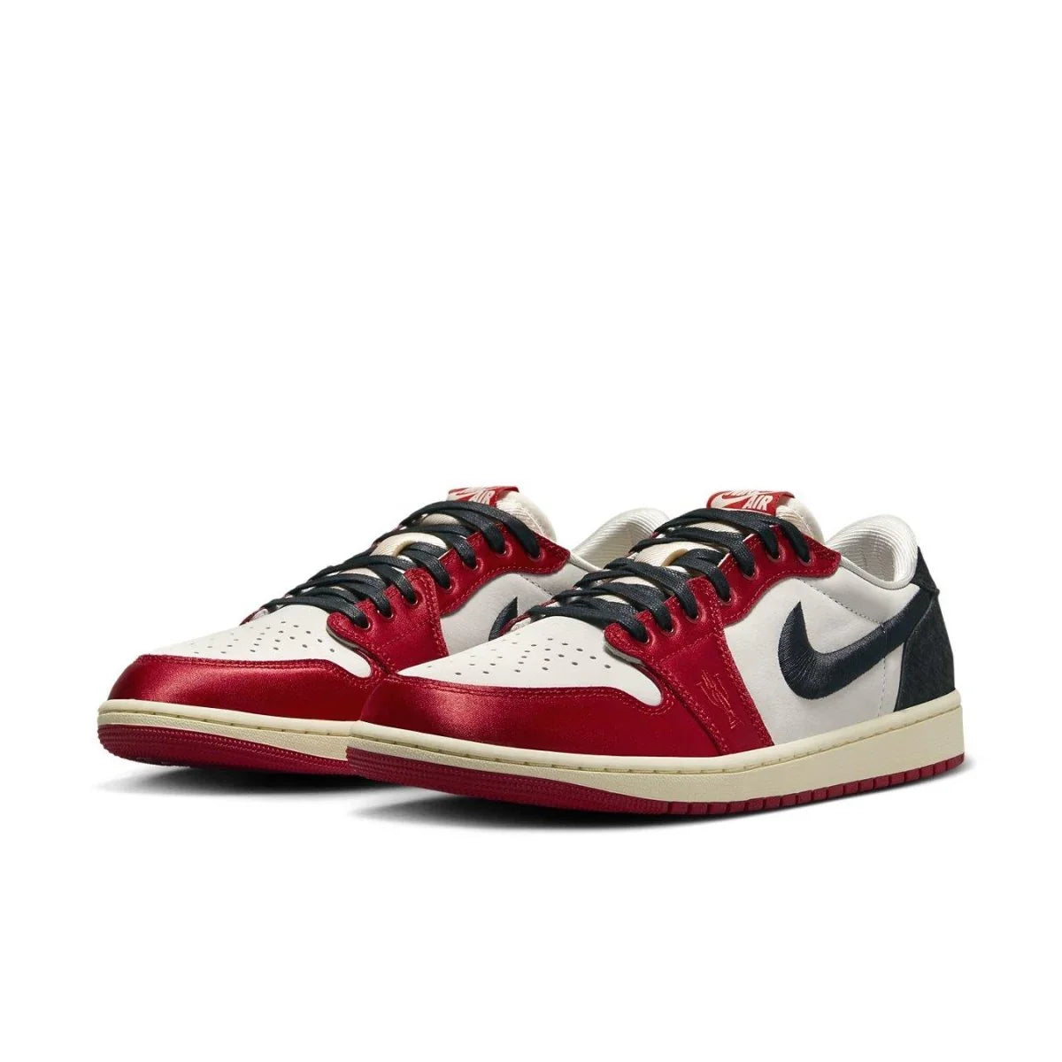Jordan 1 Retro Low OG Trophy Room Away - dropout