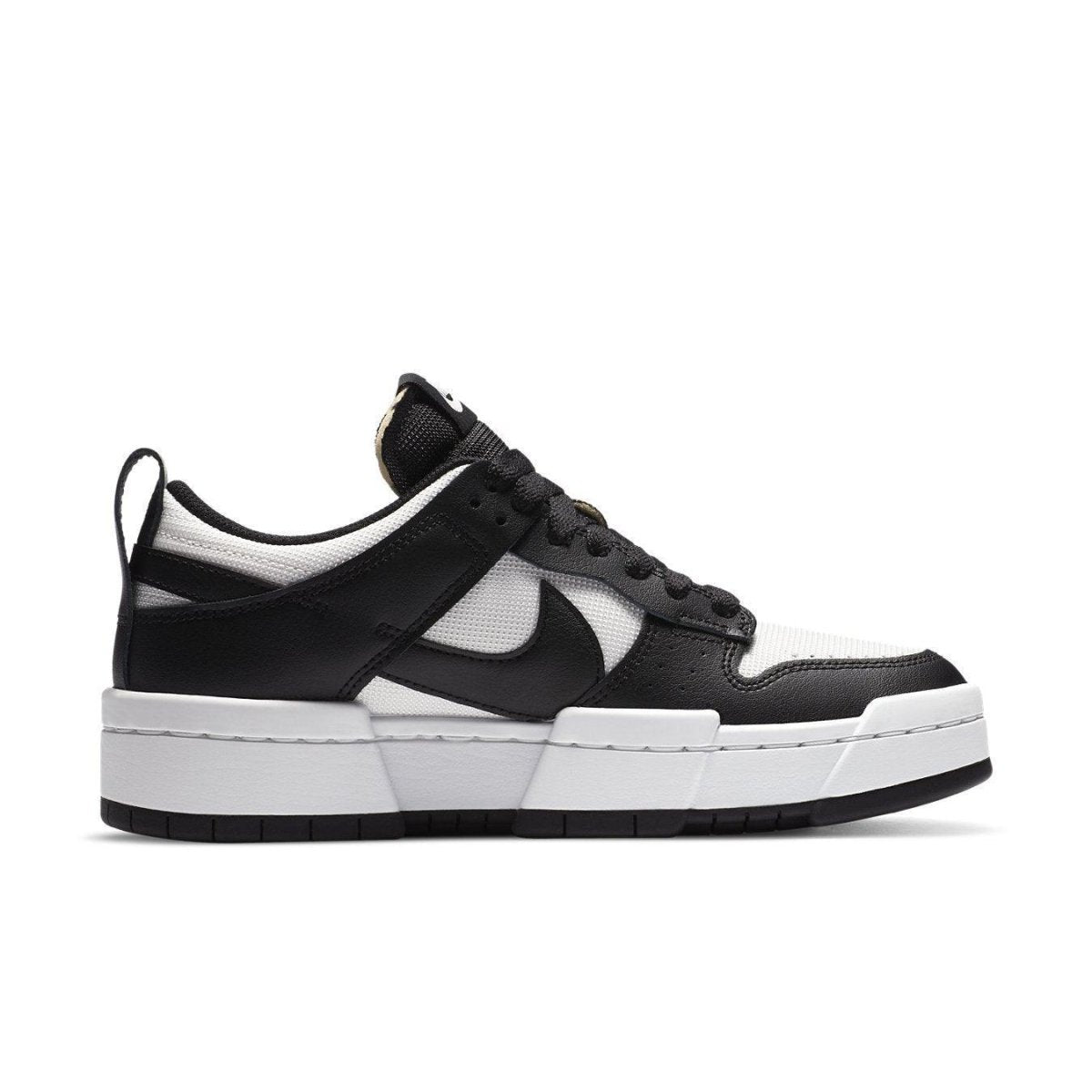 Nike Dunk Low Disrupt Black White for women, featuring a modern platform design and bold silhouette.