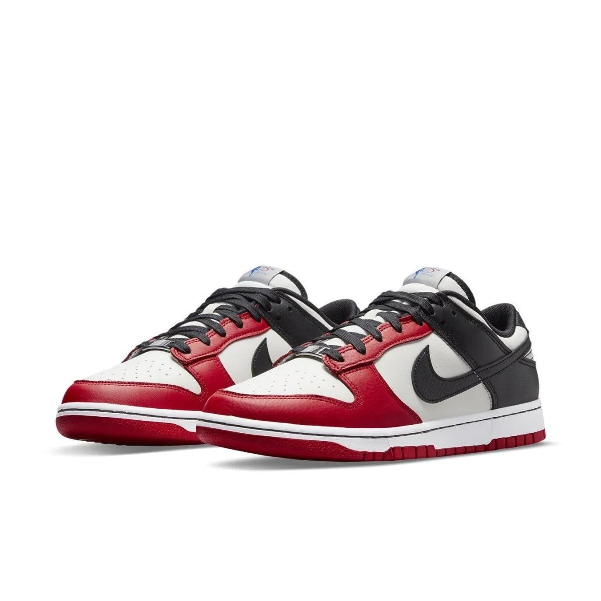 Nike Dunk Low EMB NBA 75th Anniversary Chicago - dropout