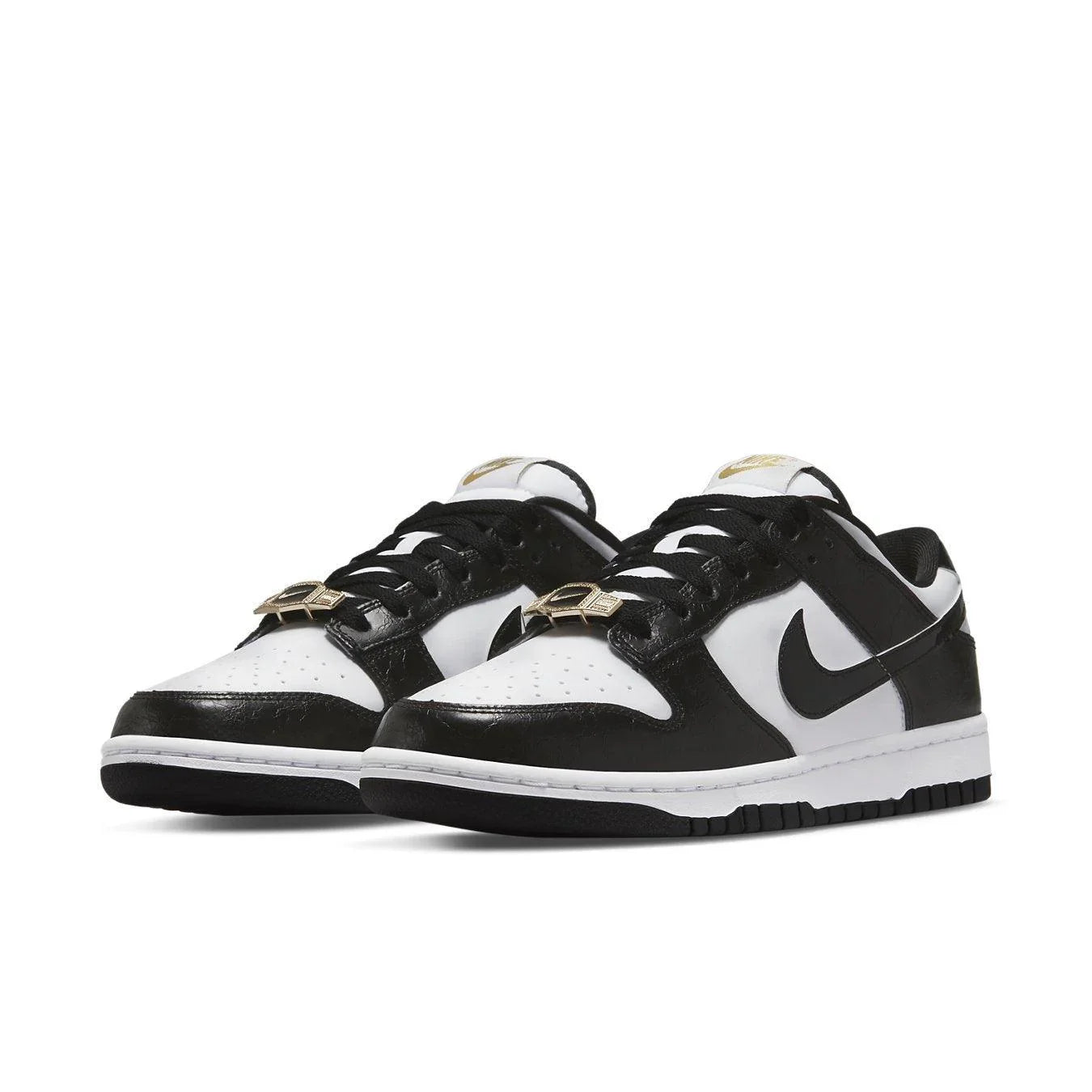Nike Dunk Low World Champs Black White - dropout