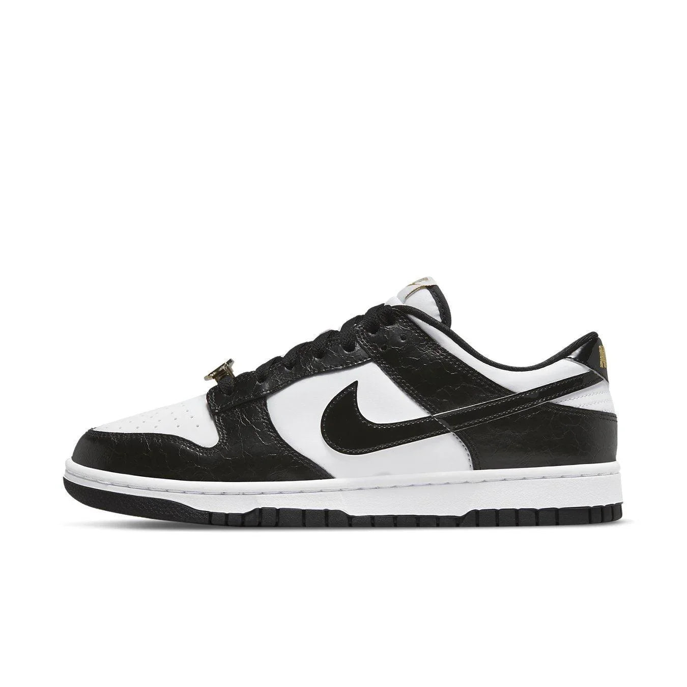 Nike Dunk Low World Champs Black White - dropout