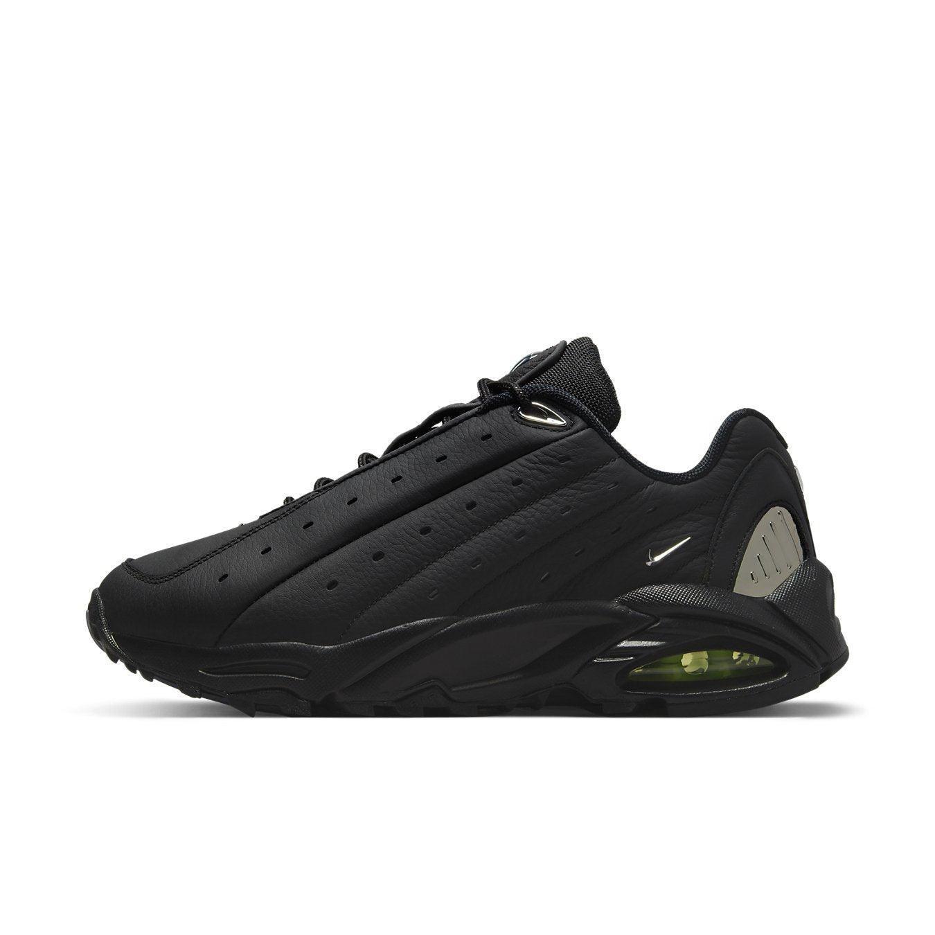Nike Hot Step Air Terra Drake NOCTA Triple Black - dropout