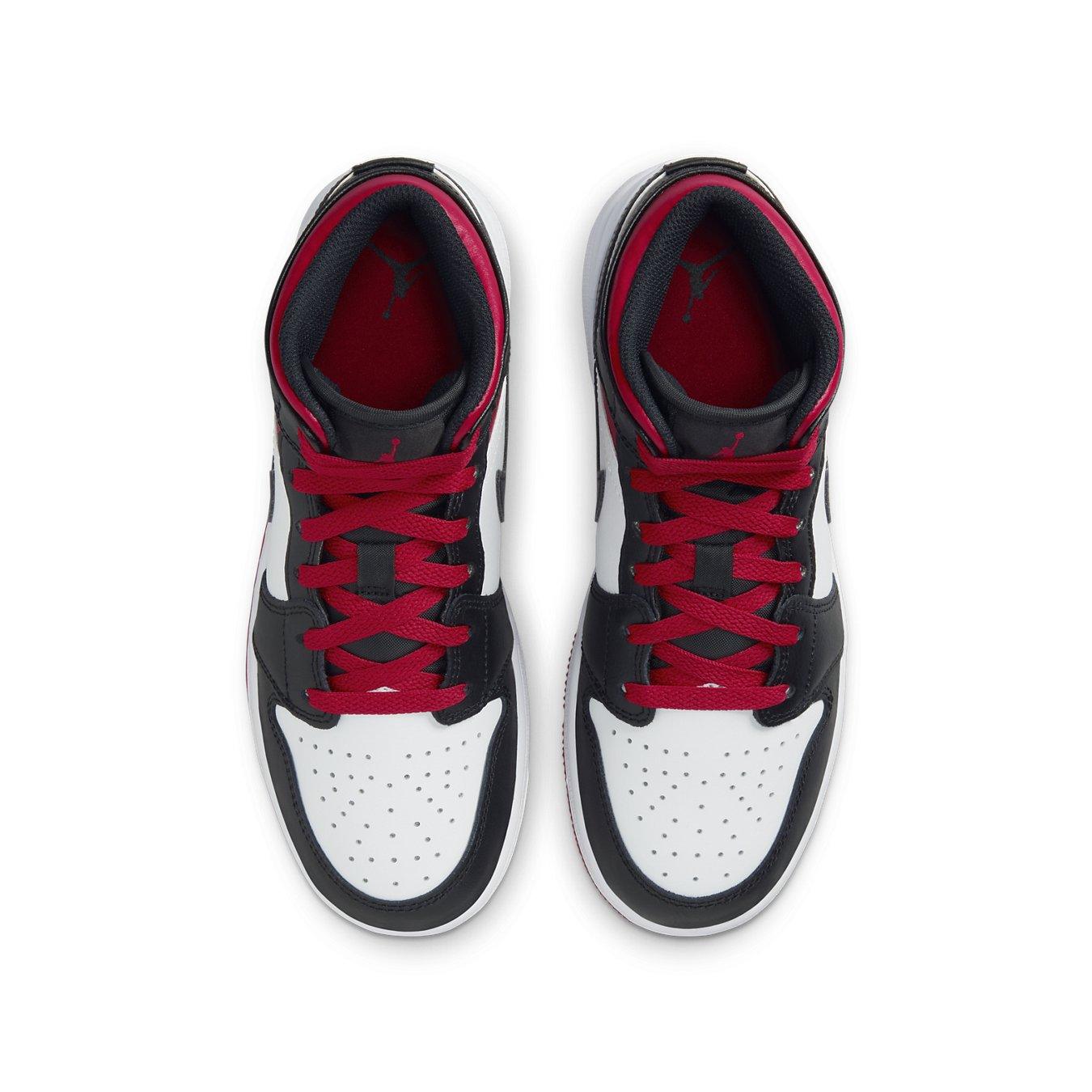 Jordan 1 Mid Gym Red Black Toe GS DQ8423 106 dropout